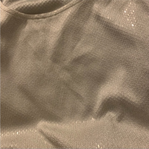 St. John Light silver Blue Shimmer Sequin Knit Light Sleeveless Top Sz M - Picture 4 of 6